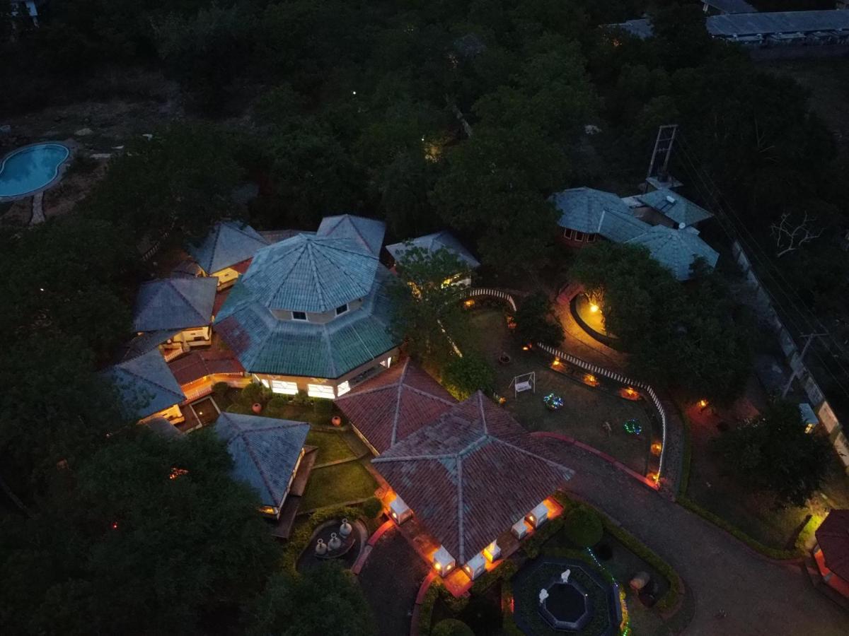 Kodigahawewa Forest Resort ティッサマハーラーマ エクステリア 写真